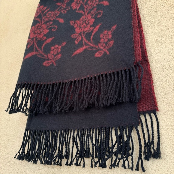 Jesi Lydia wool touch Burgundy/Wine and Black Floral Fringe Oversized Scarf/Wrap - Picture 5 of 9